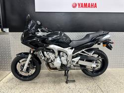 2006 Yamaha FZ6S BLUE