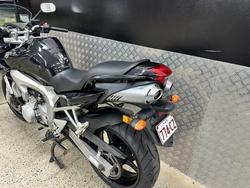 2006 Yamaha FZ6S BLUE