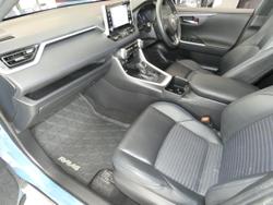 2022 Toyota
                RAV4 XSE