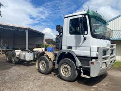 2006 Mercedes-Benz 3244 White