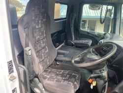 2006 Mercedes-Benz 3244 White