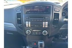 2010 Mitsubishi
Pajero GLS