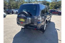 2010 Mitsubishi
Pajero GLS