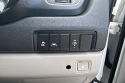 2020 Kia
Carnival S