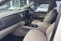 2020 Kia
Carnival S
