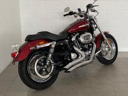 2016 Harley-Davidson 1200 Custom (XL1200C) Sportster Red