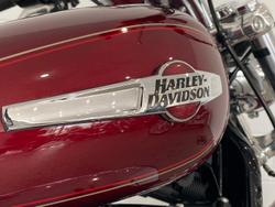 2016 Harley-Davidson 1200 Custom (XL1200C) Sportster Red
