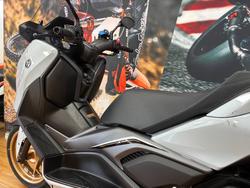 2025 Yamaha XMAX 300 (CZD300A) BLUE