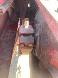 1970 New Holland
                275 