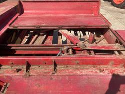 1970 New Holland
                275 