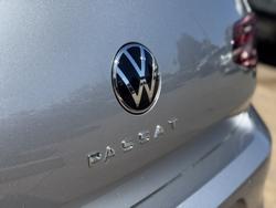 2022 Volkswagen Passat 140TSI Business