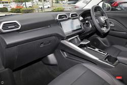 2025 MG ZS Essence Turbo