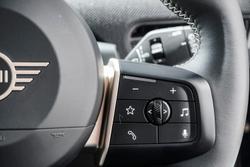 2024 MINI
Cooper E Classic