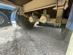 1989 Maxicube Curtainsider Tri-Axle Trailer