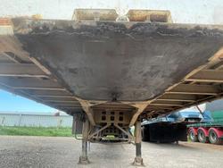 1989 Maxicube Curtainsider Tri-Axle Trailer