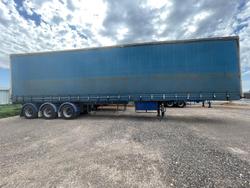 1989 Maxicube Curtainsider Tri-Axle Trailer