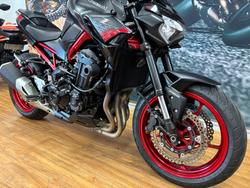 2021 Kawasaki Z900 SUPERNAKED (ZR900) GREY