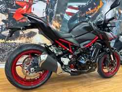 2021 Kawasaki Z900 SUPERNAKED (ZR900) GREY