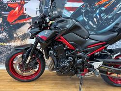2021 Kawasaki Z900 SUPERNAKED (ZR900) GREY