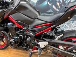 2021 Kawasaki Z900 SUPERNAKED (ZR900) GREY