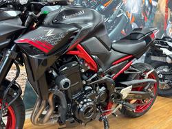 2021 Kawasaki Z900 SUPERNAKED (ZR900) GREY