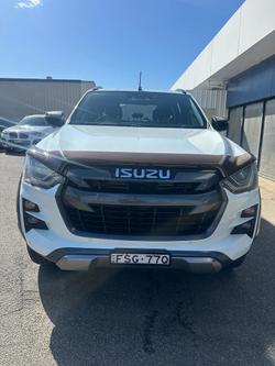 2021 Isuzu
D-MAX X-TERRAIN