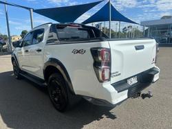 2021 Isuzu
D-MAX X-TERRAIN