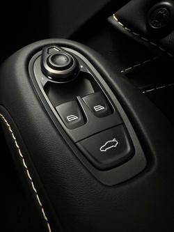 2022 Aston Martin Vantage MY22 Jet Black