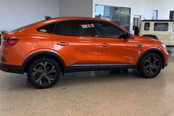 2022 Renault Arkana R.S. Line