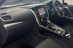 2021 Mitsubishi Pajero GLX