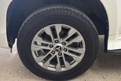 2021 Mitsubishi Pajero GLX