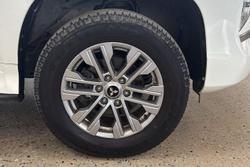 2021 Mitsubishi Pajero GLX