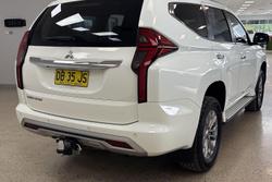 2021 Mitsubishi Pajero GLX