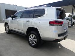 2024 Toyota
Landcruiser VX