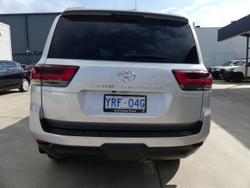 2024 Toyota
Landcruiser VX