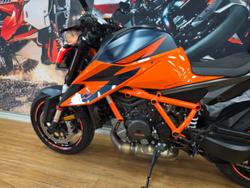2020 Ktm 1290 SUPER DUKE R ORANGE