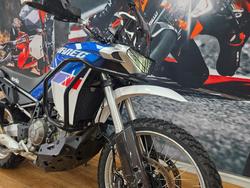 2022 APRILIA TUAREG BLUE