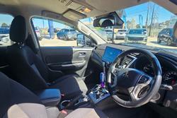 2019 Mitsubishi
                Triton GLS