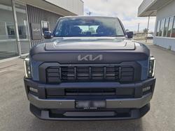 2025 Kia
Tasman SX+