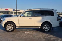 2015 Mitsubishi Pajero GLS