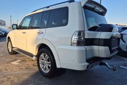 2015 Mitsubishi Pajero GLS