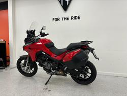 2023 DUCATI MULTISTRADA V2 Red