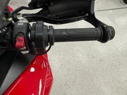 2023 DUCATI MULTISTRADA V2 Red