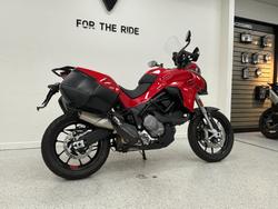 2023 DUCATI MULTISTRADA V2 Red