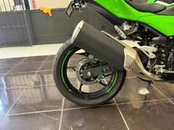2025 Kawasaki 2025 Kawasaki 500CC Ninja 500 SE LAMS GREEN