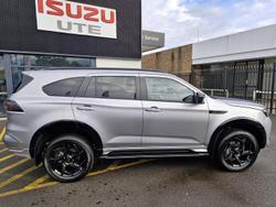 2025 Isuzu MU-X X-TERRAIN