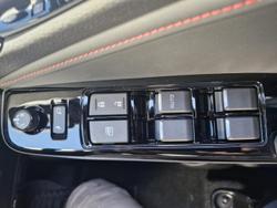 2025 Isuzu MU-X X-TERRAIN