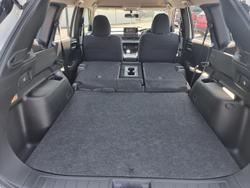 2023 Mitsubishi
                Outlander ES