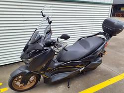 2022 Yamaha XMAX 300 (CZD300A) XMAX Black