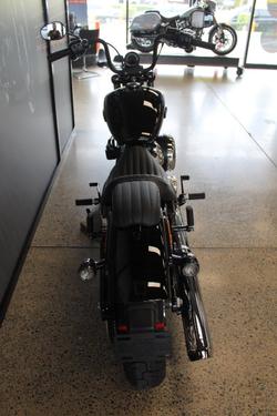 2025 Harley-davidson FXBB STREET BOB (117) VIVID BLACK